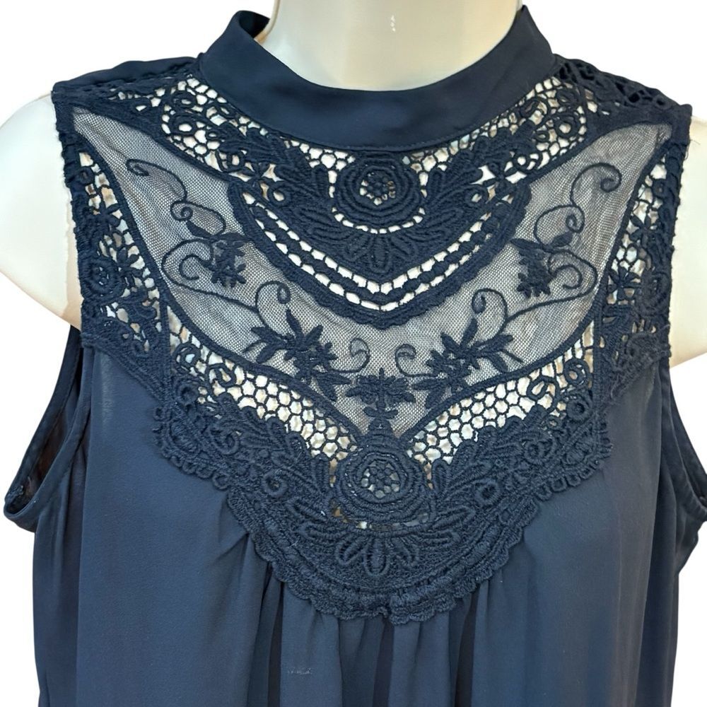 Heartsoul Black Lace Sleeveless Blouse Top M - Picture 3 of 10